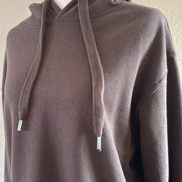 Oversized hooded sweater in chocolate - Picture 5 of 6